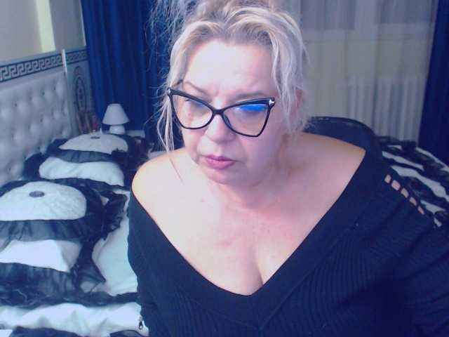 Broadcast Screenshots SonyaHotMilf