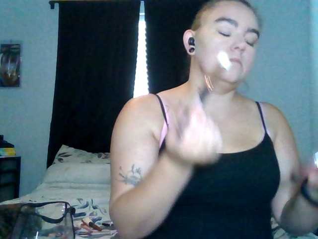 Broadcast Screenshots MeganGene