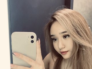Erotisk videochat SujiMin