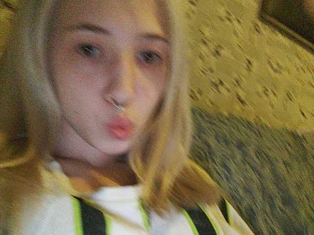 Broadcast Screenshots _kissaaa_