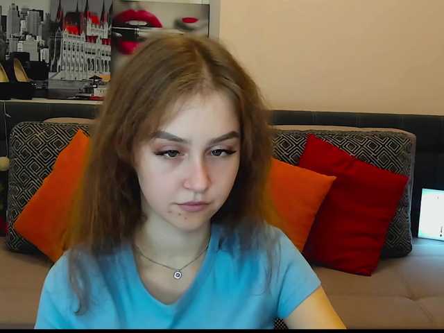 Broadcast Screenshots Suzydollj229