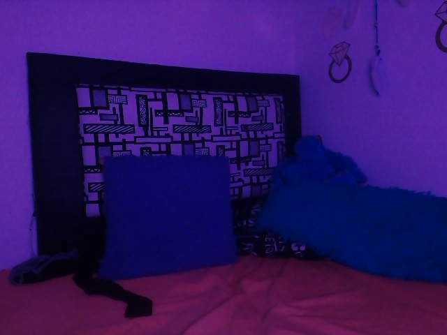 Broadcast Screenshots Sweet-Violeta