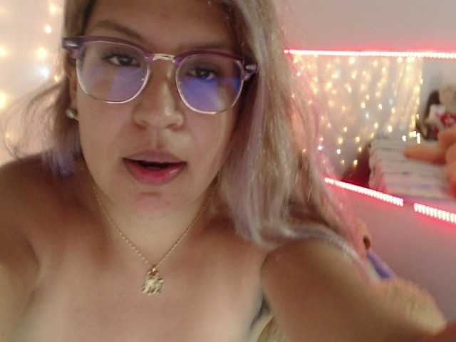 Fotos SweetBarbie the sugar princess fill her body with cream and her creamy hairy pussy explode with squirt! /hairy pussy close 50 !! squirt 222/ snap 100 / lovense in ass / anal in pvt/ cum 100 #latina #bigboobs #18 #hairy #teen #squirt #cum #anal #lovense #Cam2CamPri