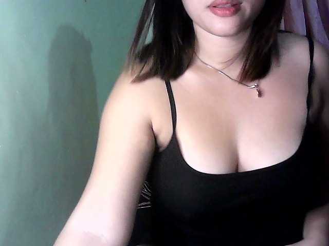 Broadcast Screenshots sweetjanica