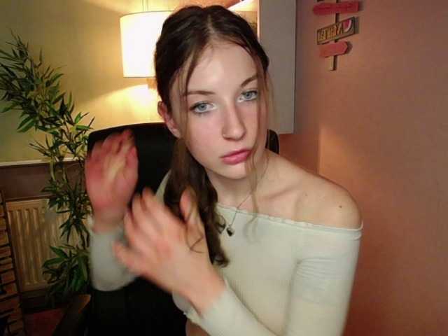 Broadcast Screenshots sweetMadison