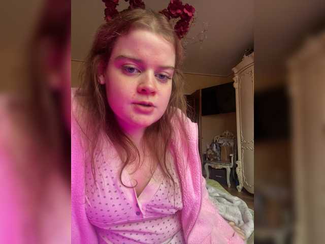 Broadcast Screenshots SweetPie22