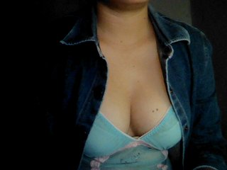 Fotos sweetsexylipz hello everyonE!!ITZ Me KiM im BACK!!!show Tits 50 token,NakED 80 ***w/ my pussY 150 token!!!kisesss..lEts plaY