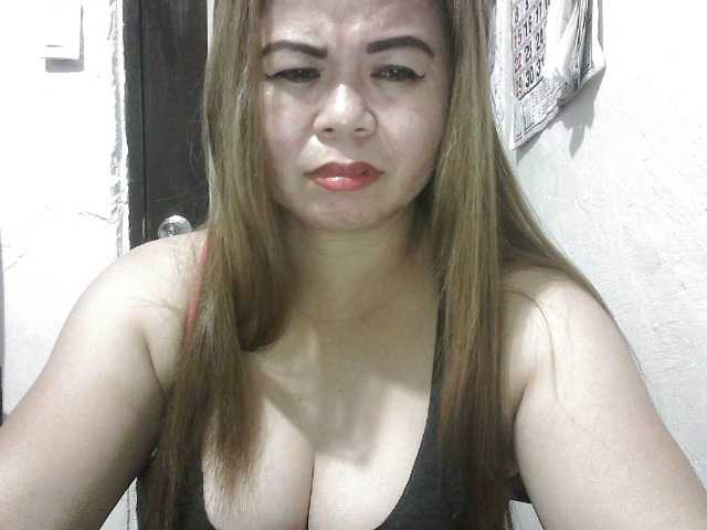 Broadcast Screenshots sweetskyla69