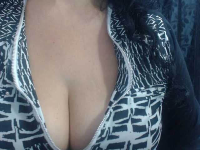 Broadcast Screenshots sweetvaleria