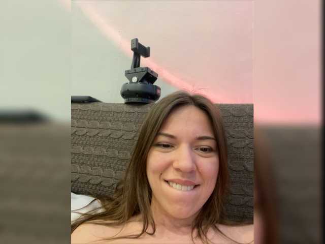 Broadcast Screenshots Vicktorious