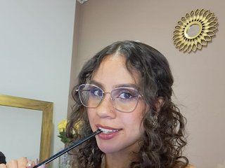 Erotisk videochat SylvannaMorelli