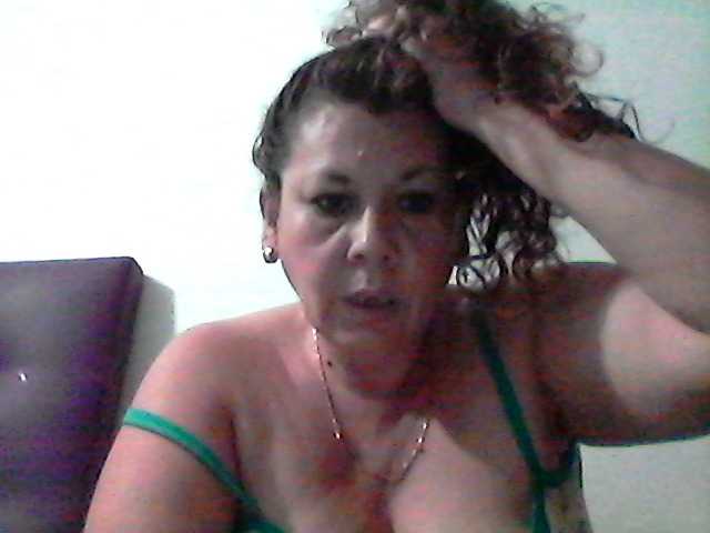 Broadcast Screenshots SylviaFerrer