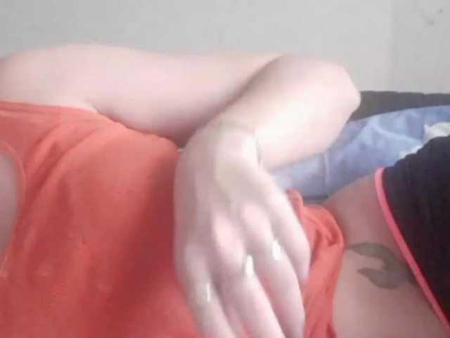 Broadcast Screenshots SylviaOn