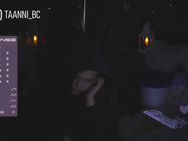 Broadcast Screenshots Taanni