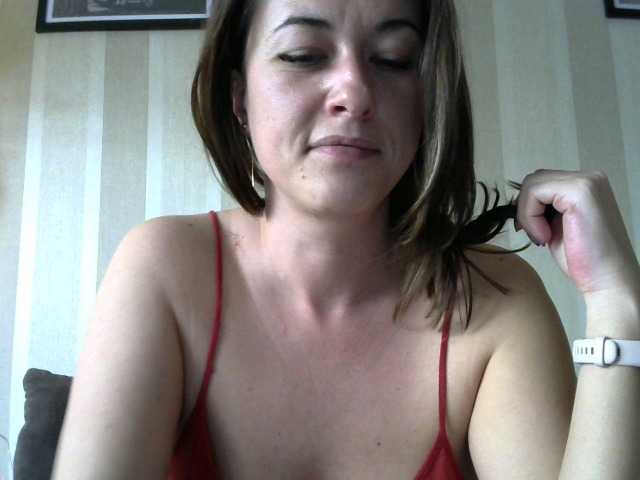 Broadcast Screenshots TaCherie