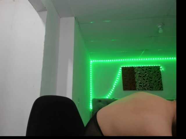 Broadcast Screenshots TaylorCoxz