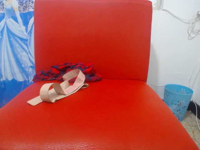 Broadcast Screenshots tiffany2121