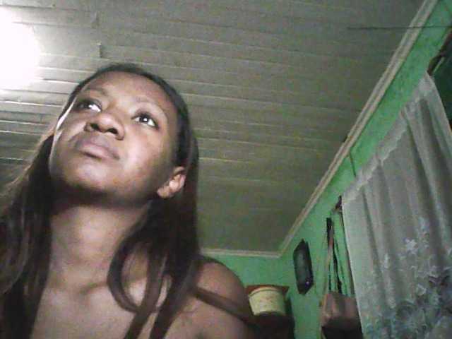 Broadcast Screenshots tinychloe