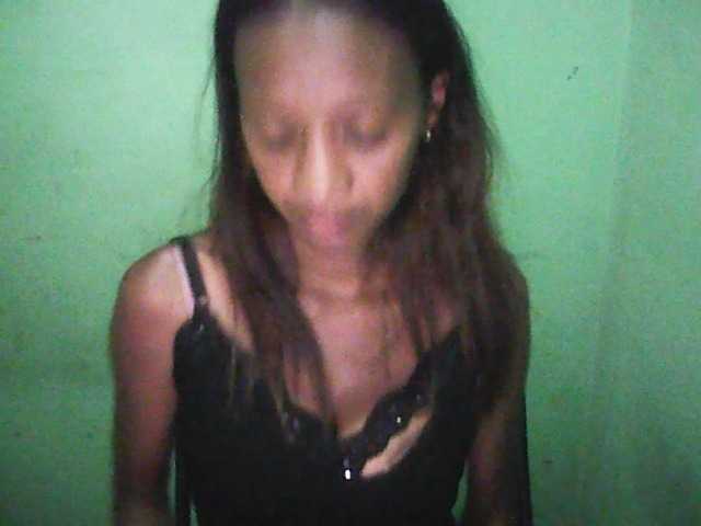 Broadcast Screenshots tinychloe