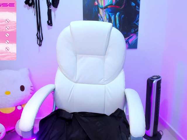 Broadcast Screenshots TracyMillerX