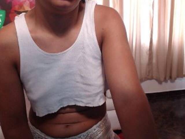 Broadcast Screenshots ValenHilton