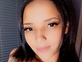 Erotisk videochat Valery-Rose888