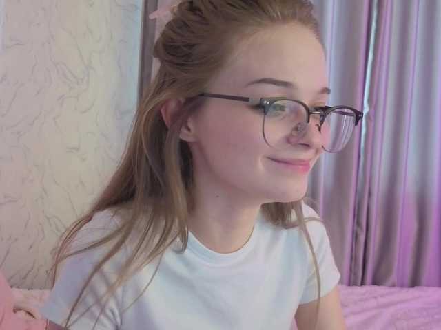 Broadcast Screenshots vialeta-baby