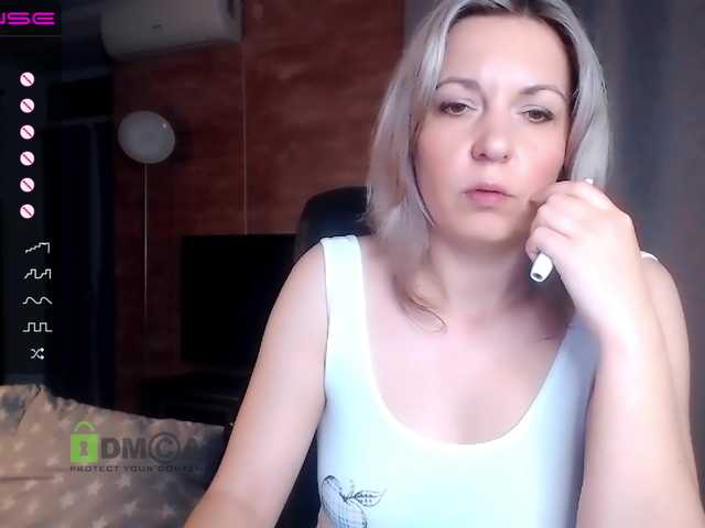 Broadcast Screenshots VickiSecret