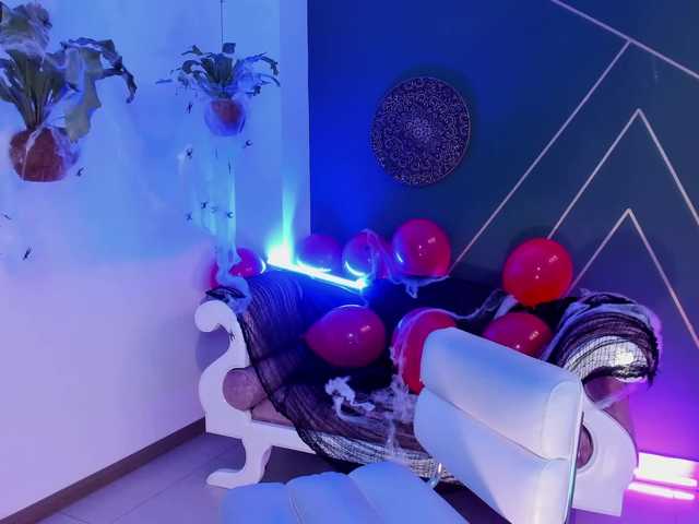 Broadcast Screenshots VickyOwens