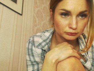 Fotos Victoriiaaa Тема (для остальных): Lovense on )Hi guys )) Play in PVT and GRUOP, feets 20, tits 50 ,naked 100