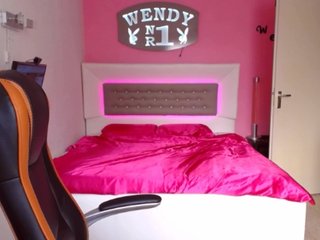 Fotos wendy1981 1 tk is 1 spank 10tk pm 50 tk boobs 70 tk boobs in oil 75 tk ass 100 tk ass in oil 150 tk pussy flash 250 tk pussy play