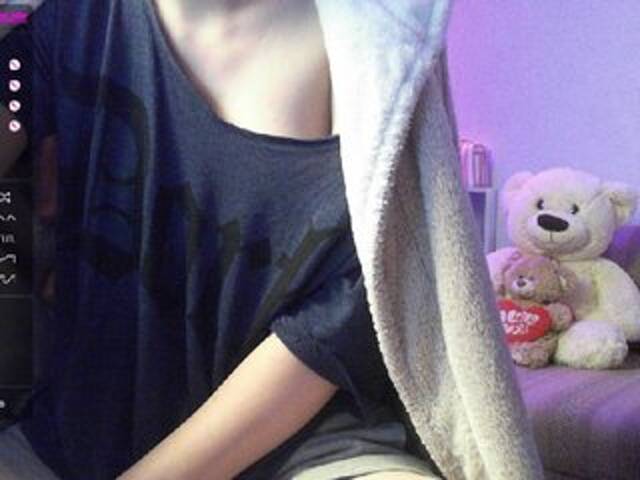 Broadcast Screenshots Anyuta_Kiss