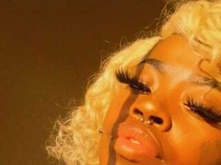 Erotisk videochat Xthickbella