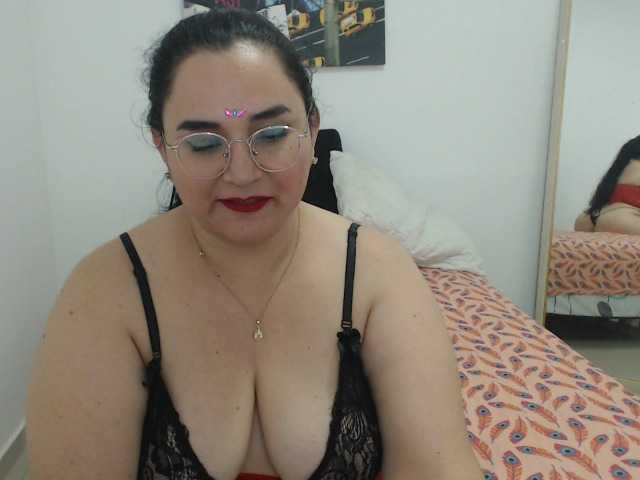 Broadcast Screenshots YanelaFlower