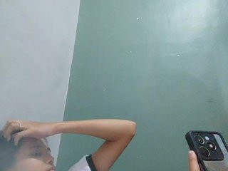 Erotisk videochat YourasianGirl