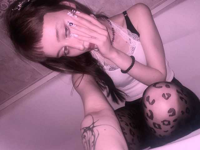 Foto af profilen z0mbieGirl