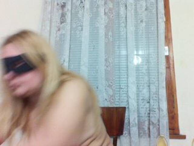 Broadcast Screenshots ZaraCharm