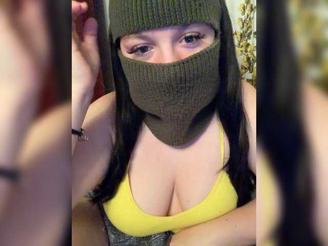 Broadcast Screenshots ZetaJones